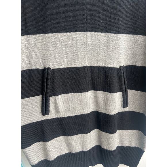 Tory Burch sweater turtleneck batwing sleeves poncho XS NWOT - Picture 3 of 5